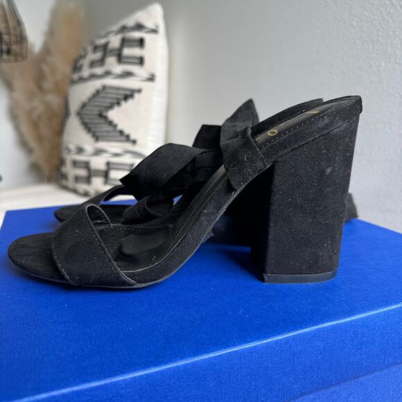 Lulu's Alta Black Suede Wrap Around Lace-Up Block Heel Size 7.5 - Picture 3 of 12